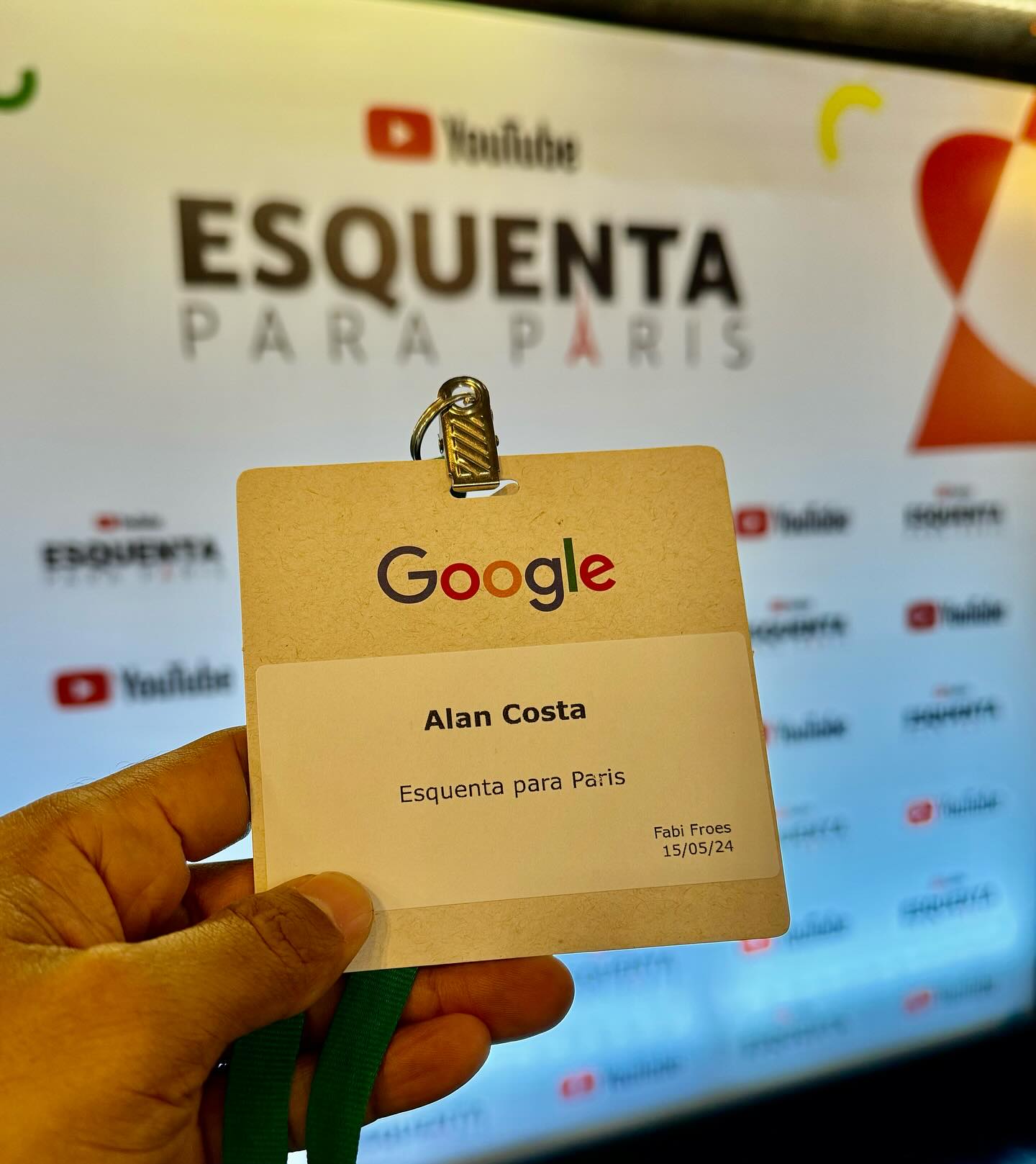 Alan Costa — credencial YouTube Esquenta para Paris